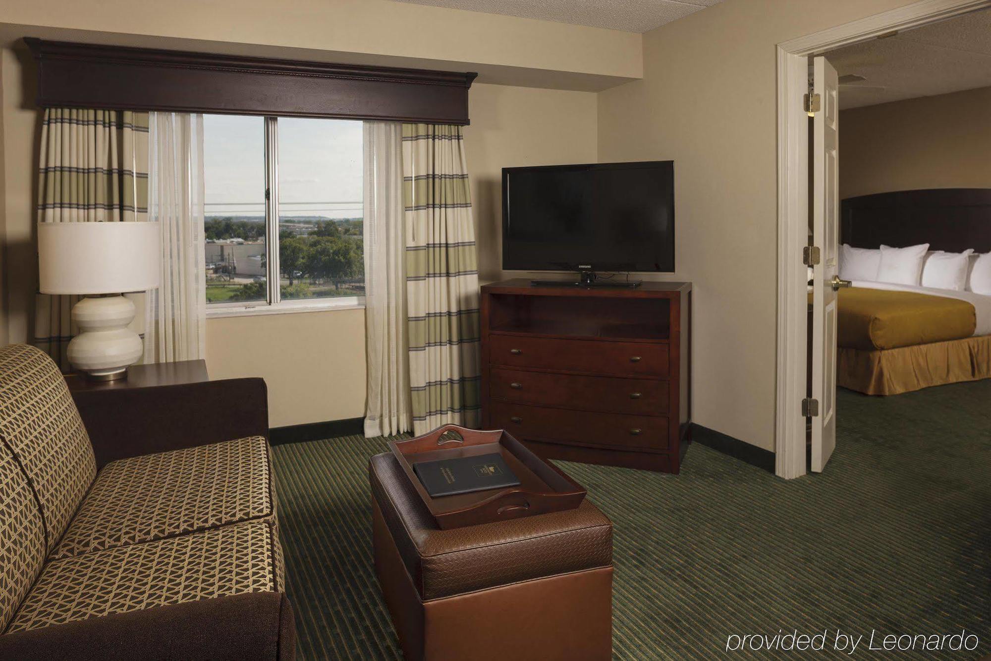 Homewood Suites By Hilton Dallas Market Center Room photo